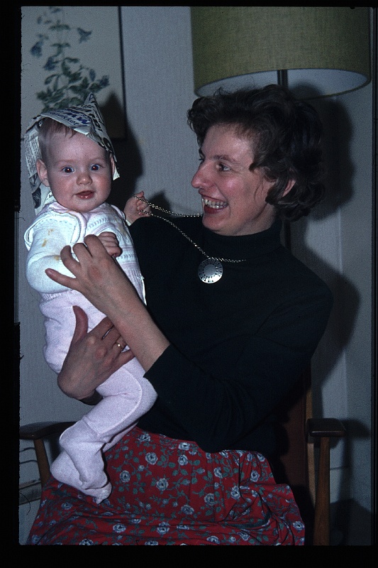 30.Delft mrt 1966 Mama,Peter.JPG